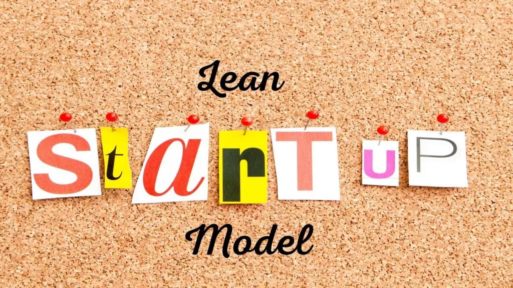 What is Lean Startup Model writes on blog bannner